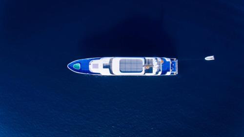 Farukolhufushi Island Boat Rental | Ritrella Floating Hotel