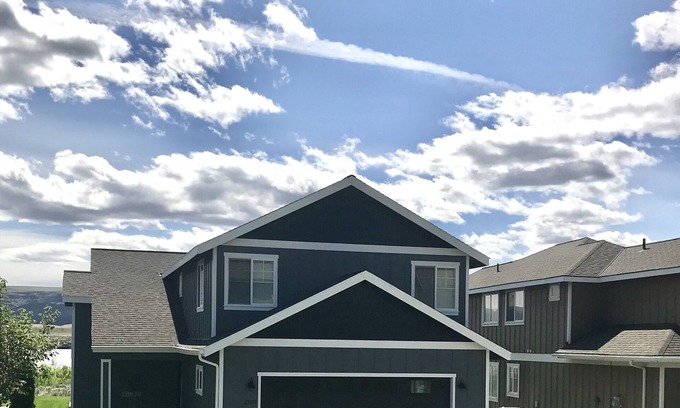 Quincy House | River Front, pool, beach, view, family friendly vacation home