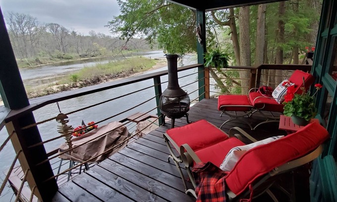 Newaygo House | River Rustic Landing