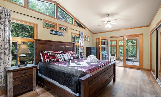 Cullowhee Ski Chalet | River's Edge
