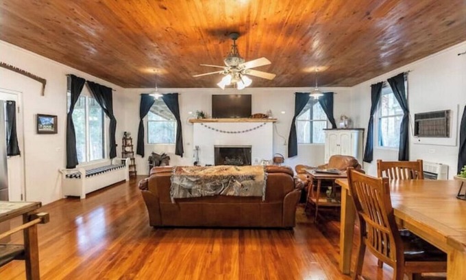 Scottsboro House | River's Edge