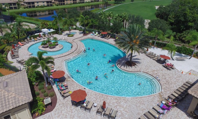 Bradenton Villa | River Strand Villa, This Putt's For You