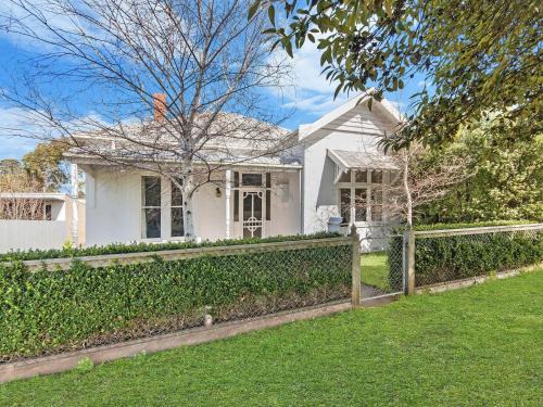 Port Fairy House | Riverend Regent