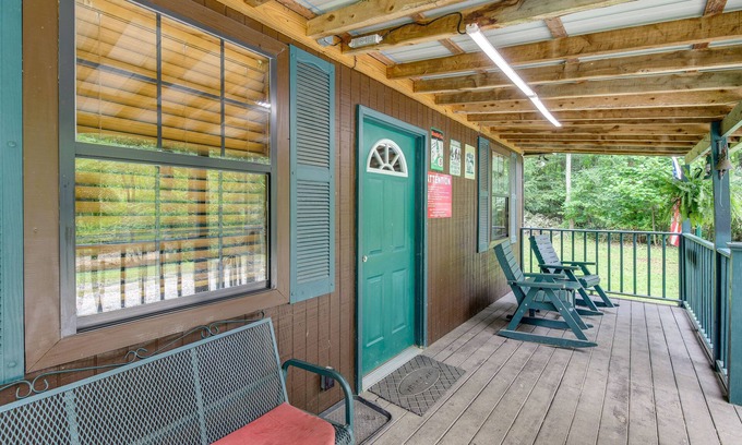 Briceville Cabin | Riverfront Briceville Cabin w/Patio & Fire Pit!