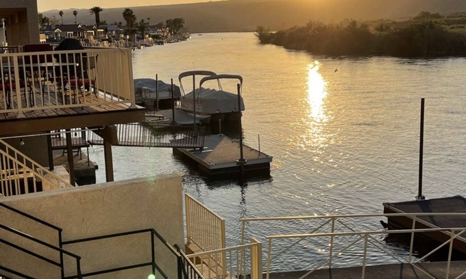 Bullhead City House | Riverfront Getaway!