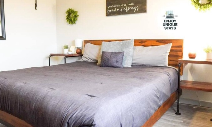 Niles Apartment | Rivers Edge Lofts - Unit 7