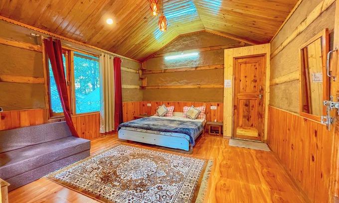 Banjar Cottage | Riverside wooden cottages with a great valley-scape