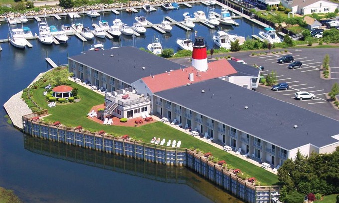 South Yarmouth Resort | Riverview Resort