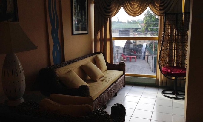 Dumaguete Hotel | RM Guest House