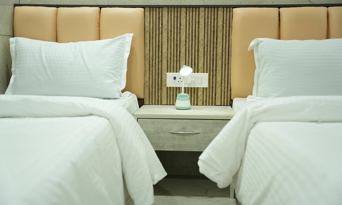 Vellore Hotel | RMV Inn