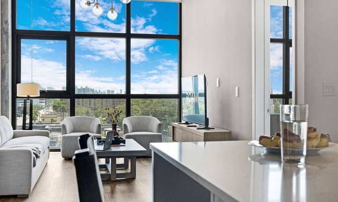 Little Haiti Apartment | Roami at Little River Lofts