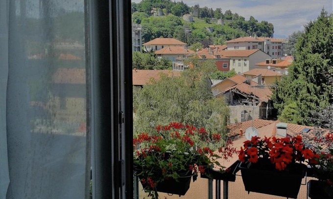 Arona Apartment | Rocca view central flat