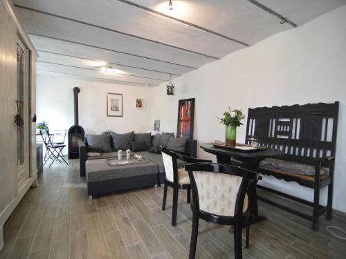 Immerath Apartment | Romantic Eifel Hideaway, cleaning included