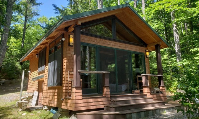 Naples Cabin | Romantic getaway for 2nnPEAK fall foliage!nnnnnnnn