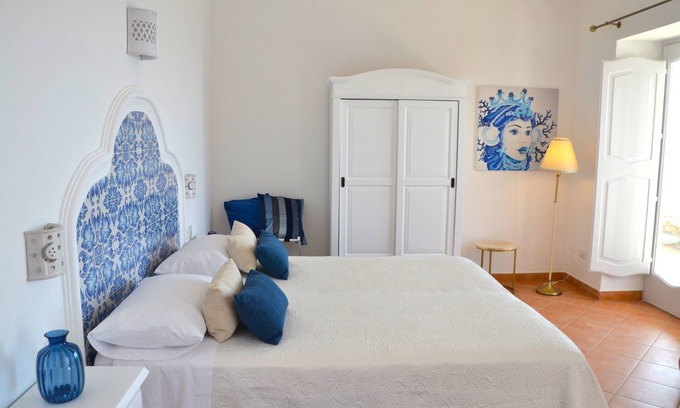 Positano Apartment | Romantic Suite with terrace sea view and free parking