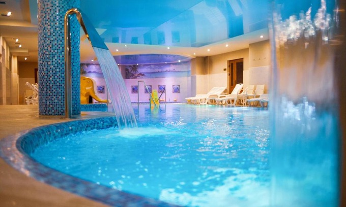 Yaremche Hotel | Romantik Spa Hotel