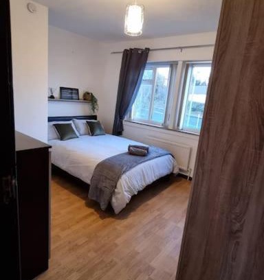 Magherafelt House | Roofers Rest