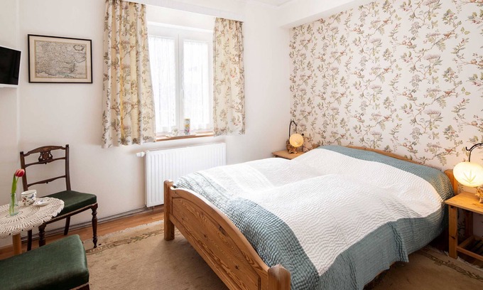 Bad Wildungen Bed & Breakfast | Room: Dompfaff - Old Castle Brewery B&B