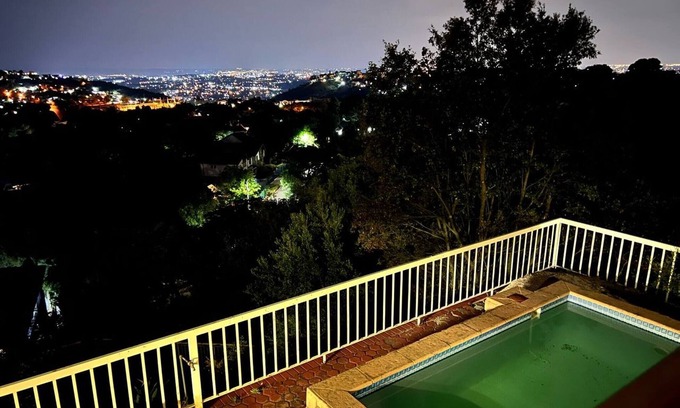 Greater Johannesburg Metropolitan Area House | Room-honeyhills Excellence Resorts A