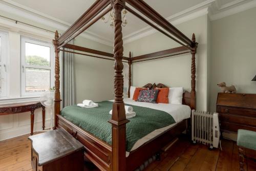 Ellemford House | Room In Traditional Edinburgh Apartment