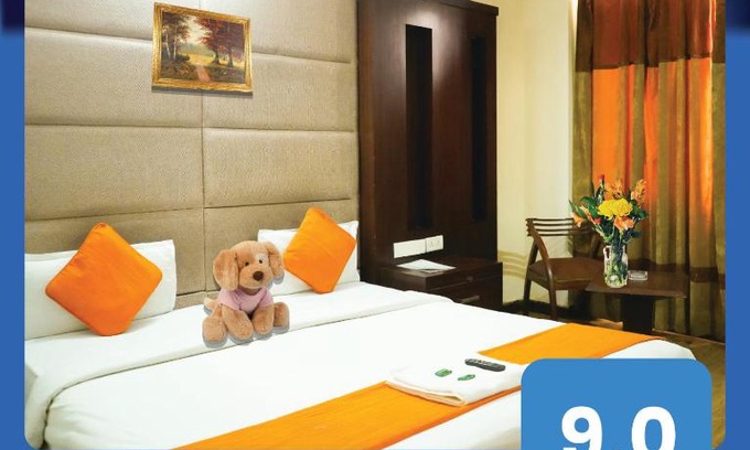 Kalkaji Hotel | Roomshala 038 Imperial Inn - Nehru Enclave