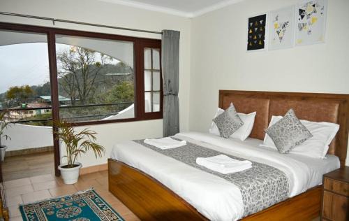 Ramgarh Hotel | Roop Kumaon Resort