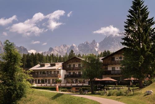Cortina d'Ampezzo Hotel | Rosapetra SPA Resort - Small Luxury Hotels of the World