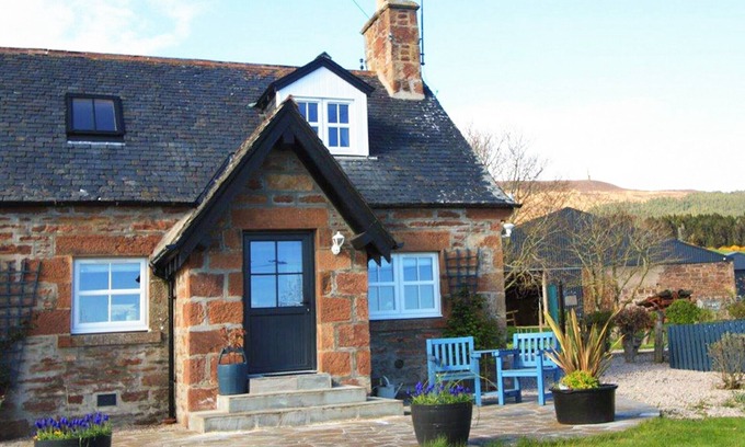 Golspie Cottage | Rose Cottage - UK7677