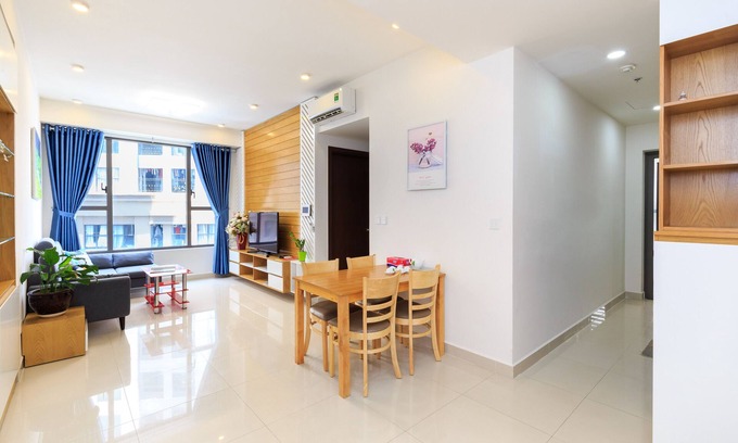 Bach Dang Riverside Apartment | Rose Home
