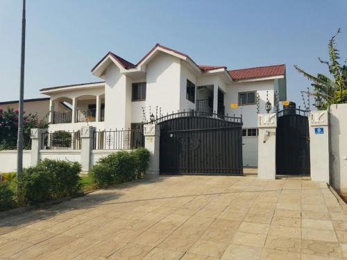 Nungua House | Rose Villa