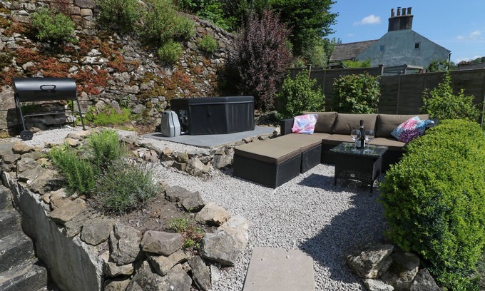 Cromford House | ROSEVILLE, pet friendly, character holiday cottage in Cromford