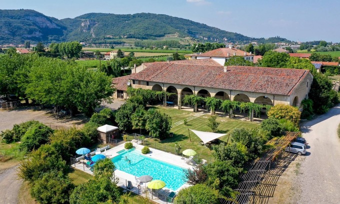 Longare Apartment | Rosmarino apartment with two bedrooms and one bathroom on the ground floor (apartment 1)