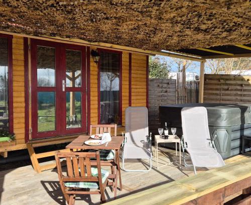 Condom Ski Chalet | Roulotte „couleur“