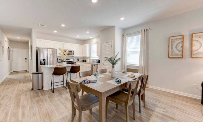 Round Rock House | Round Rock Executive Suite