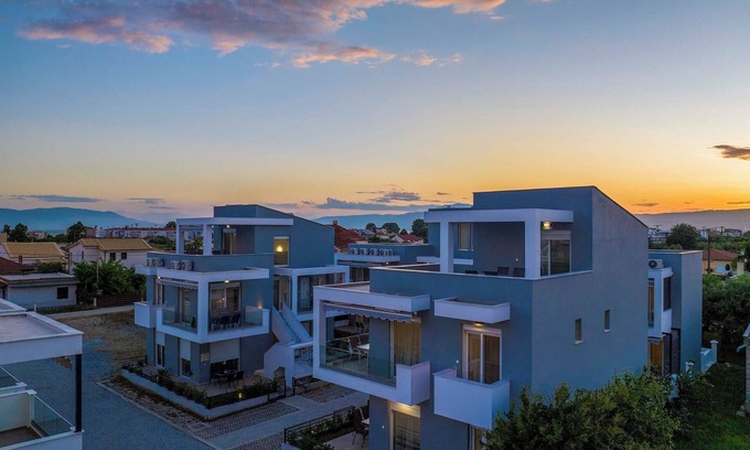 Paralia Ofryniou Villa | Roxani-Two-Bedroom Loft