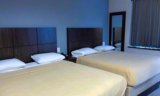 Baychester Hotel | Royal Hotel Bronx