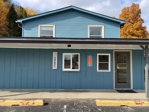 Martinsville Hotel | Royal Motel