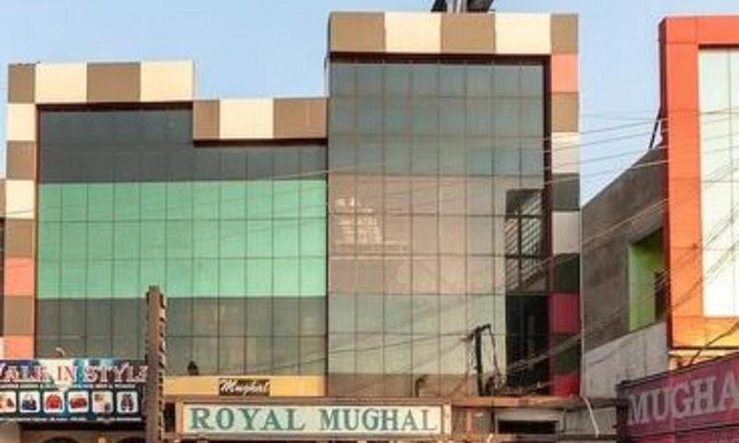 Ambur Hotel | Royal Mughal