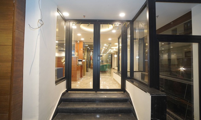 Greater Noida Hotel | Royal Raven Hotel And Banquet