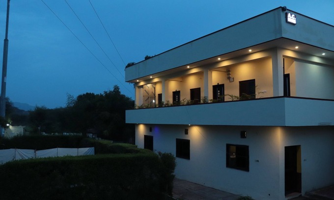 Ajmer Hotel | Royal Zayka Hotel & Restaurant