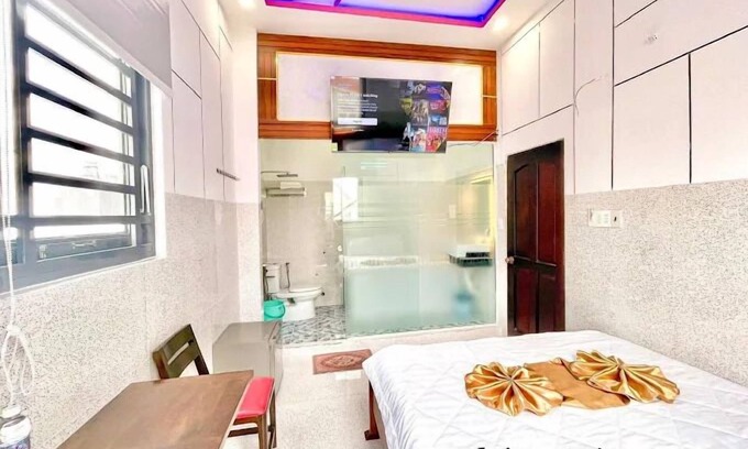 Ninh Kieu Hotel | Ruby Motel 1 CT - by BAY LUXURY