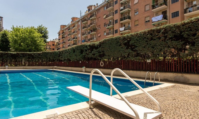 Precotto Apartment | Rucellai, Studio With Shared Pool By Halldis