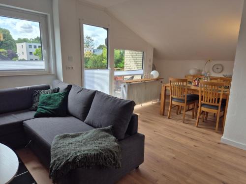 Region Hannover District Apartment | Ruhige 1-Zimmer Einliegerwohnung mit Küche und Bad in Großburgwedel