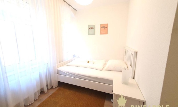 Outer Neustadt Apartment | Ruhiges Hinterhof Apartment im Herzen der Neustadt