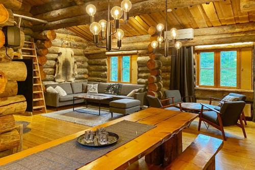 Rukatunturi House | Rukanlumokelo