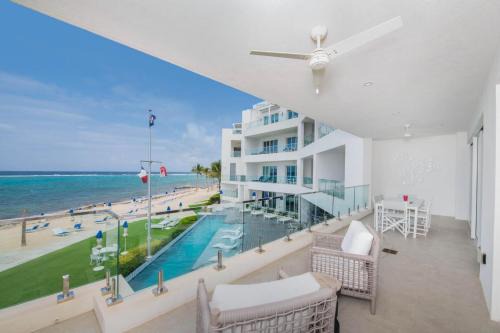 Rum Point Apartment | Rum Point Resort 203