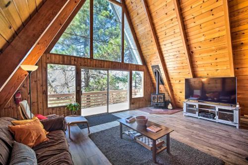 Running Springs House | Running Springs Cabin with Large Deck and View!