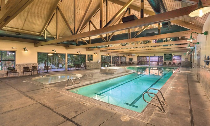 Klamath Falls Resort | Running Y! Breathtaking Mountain Views