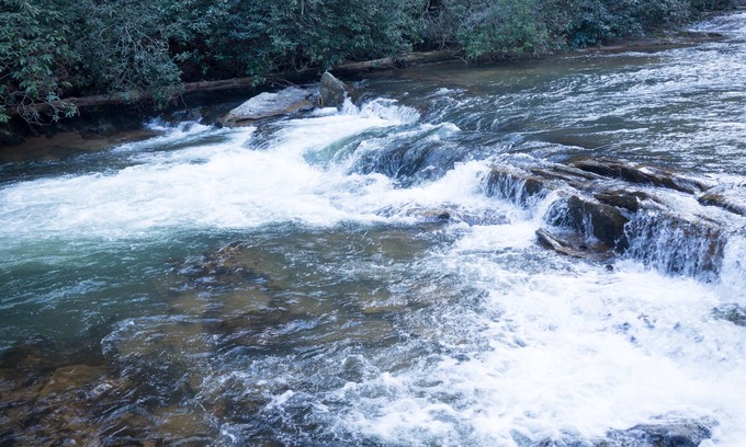 Dahlonega Cabin | Rushing River Log Cabin in Georgia Mountain Wine Country Near Dahlonega