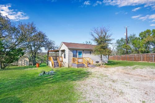 San Marcos House | Rustic Hill Country Cottage